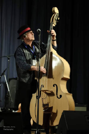 brucebigbass.jpg